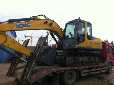 工地施工租賃1.1米挖斗挖機(jī)價(jià)格